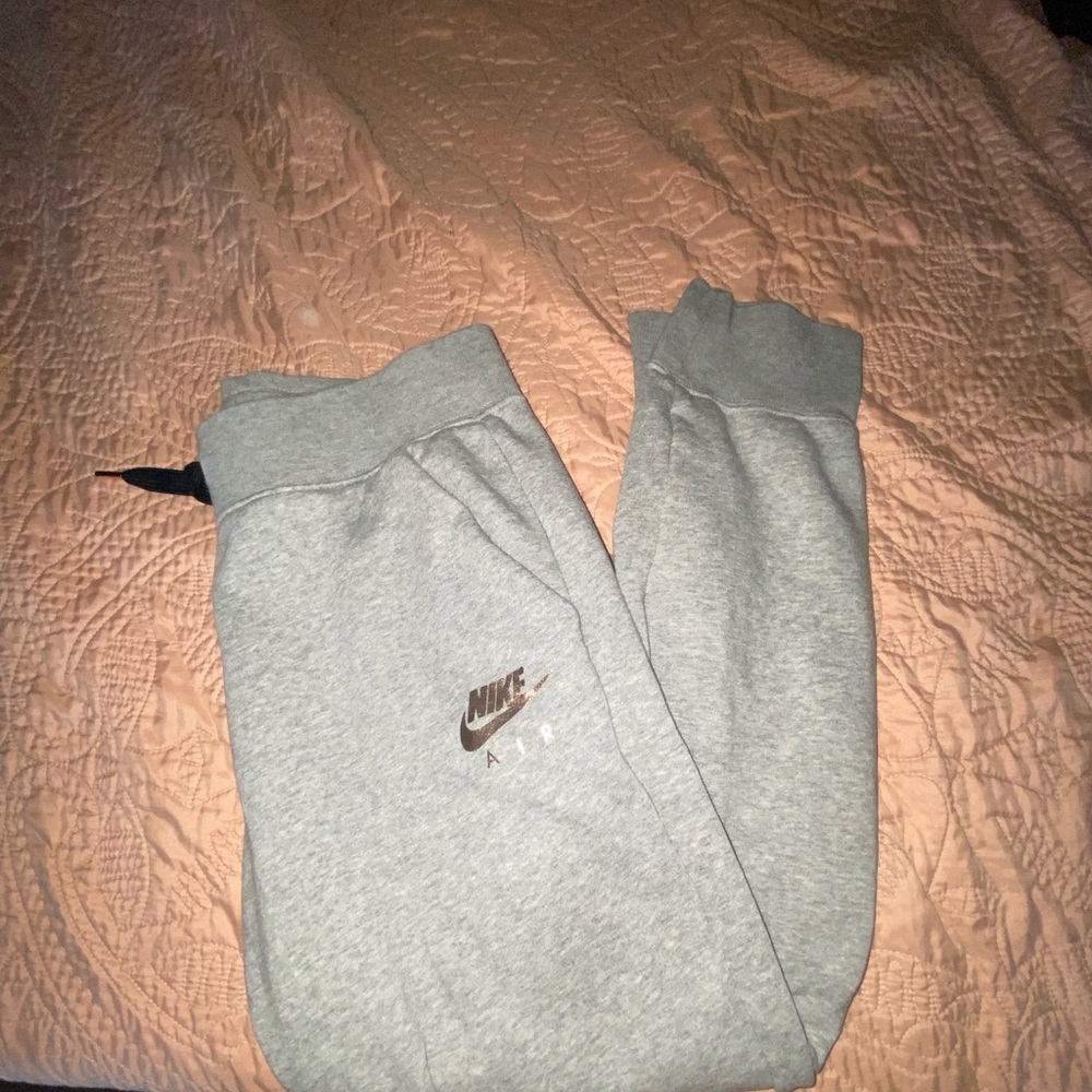 Nike joggers